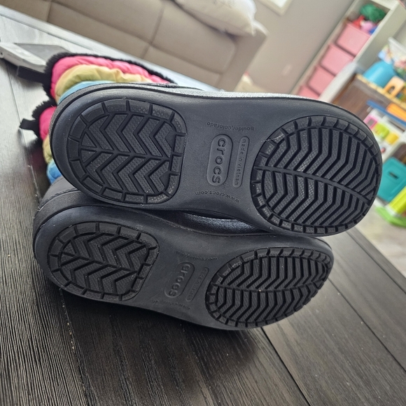 Crocs Crocbrand Winter Boots - Picture 6 of 7